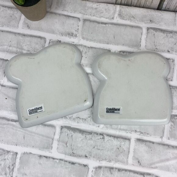 Crate & Barrell Ceramic Toast Plates Set of 2 White - Picture 4 of 6